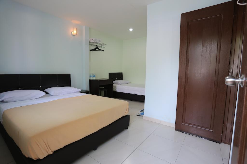 Tengkera Hotel