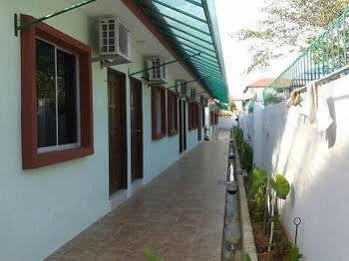Tengkera Hotel
